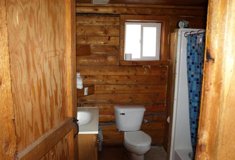 Апартаменты 1 Спальня с Видом, Brown Bear Saloon & Motel