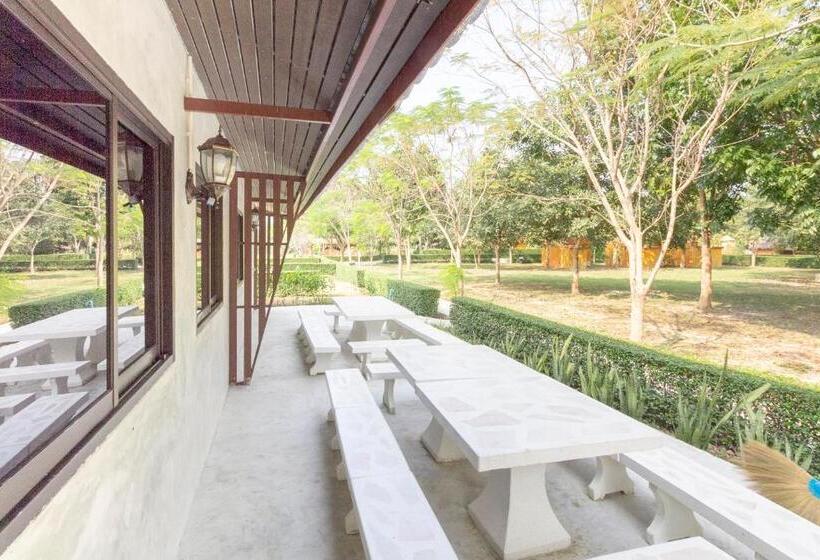 Семейное Бунгало, Oyo 75359 Thaiburi Thara Resort