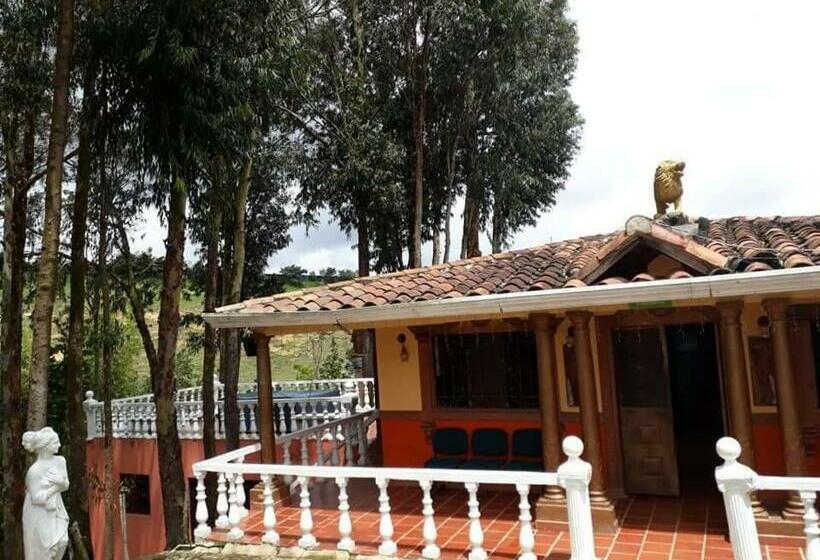 4인용 스탠다드 룸, Villa Imperio