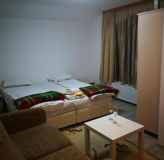 Номер Стандарт, Bayrakova Guest House