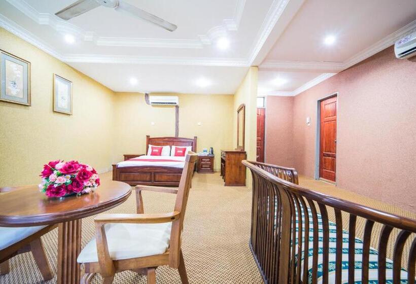 Люкс Повышенной Комфортности, Oyo 44033 Terap Inn Kuala Nerang