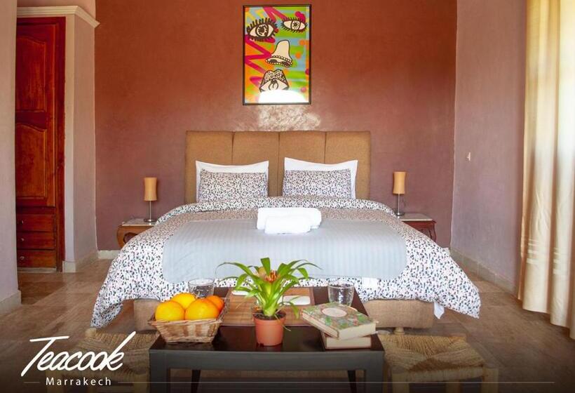 Полулюкс Вид на Бассейн, Teacook Marrakech