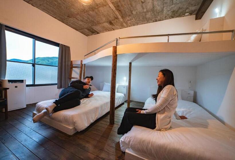 Трехместный Номер Стандарт Совместная Ванная, Ichi The Hostel