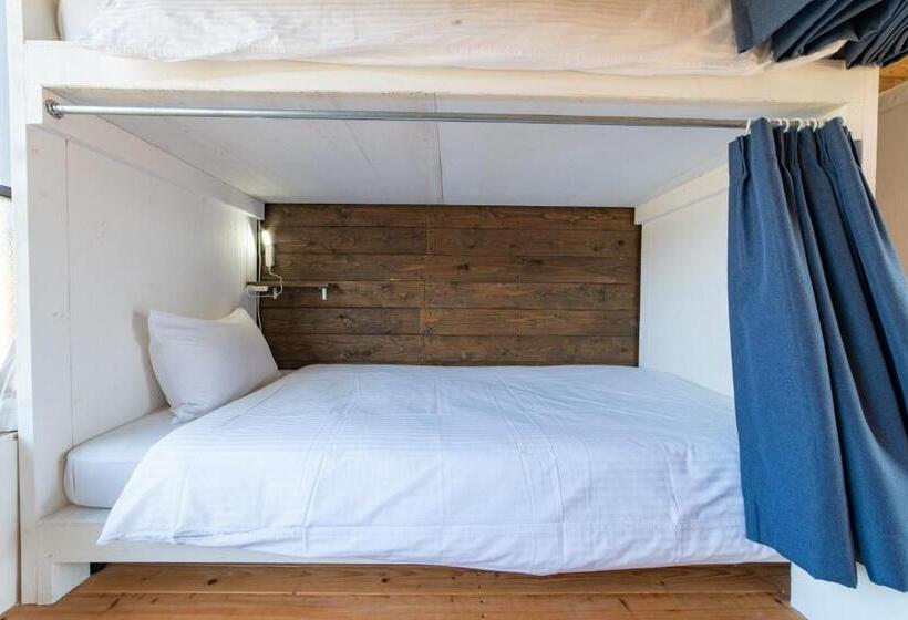 Номер Стандарт Четырехместный Совместный Санузел, Ichi The Hostel