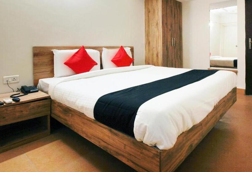 基本间, Capital O Sri Suprabhat Grand Near Kachiguda Railway Station