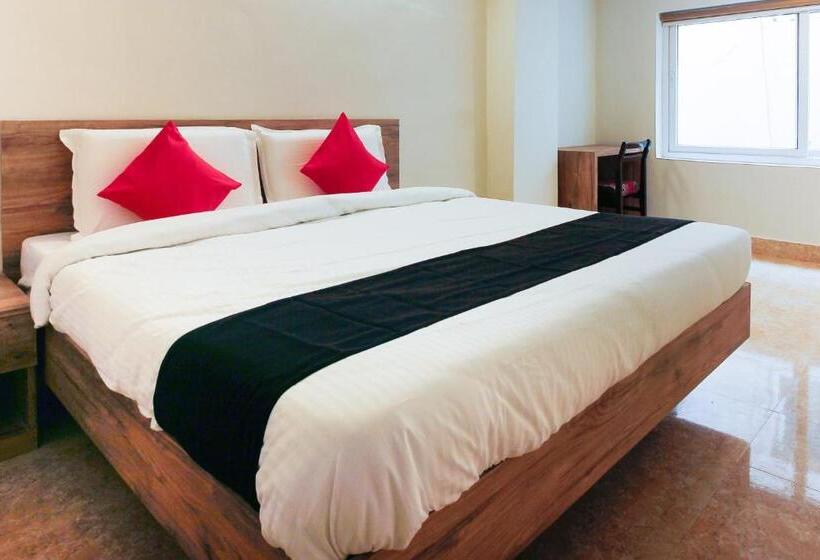 豪华房间, Capital O Sri Suprabhat Grand Near Kachiguda Railway Station