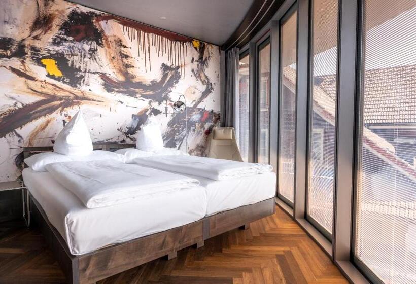 اتاق لوکس با چشم‌انداز دریاچه, Hirschen Oberkirch   Design Boutique