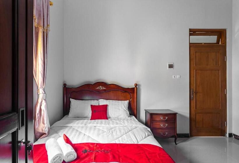 Номер Economy, Reddoorz Syariah Near Exit Toll Banyumanik Semarang