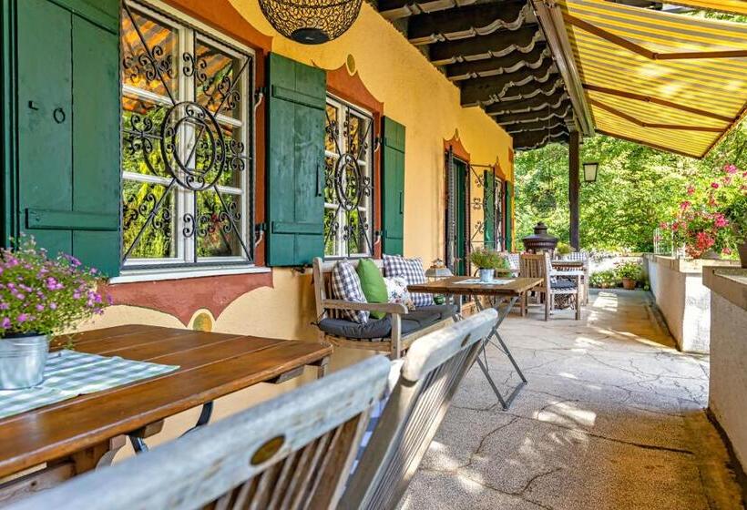 Номер Deluxe с Балконом, Villa Zollhaus Bed & Breakfast