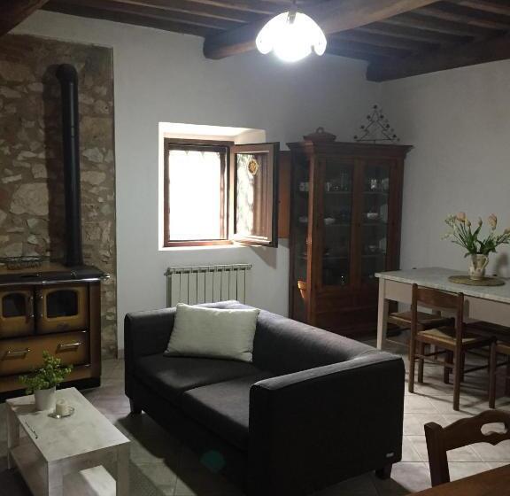 低层单卧公寓, Podere La Castellina