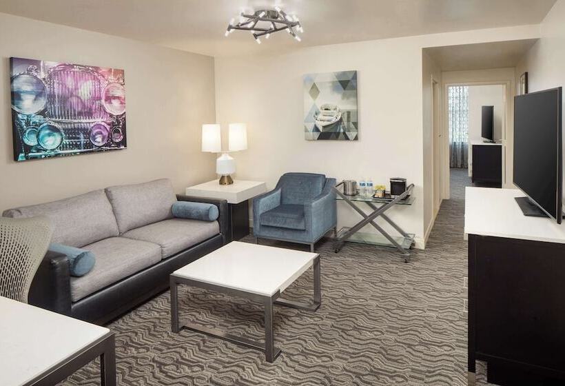 سوییت, Doubletree Suites By Hilton Hotel Detroit Downtown   Fort Shelby
