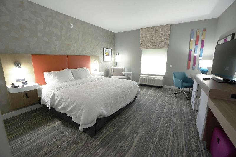 스위트, Embassy Suites By Hilton Valencia