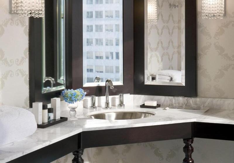 带大床的豪华间, The Nines, A Luxury Collection Hotel, Portland