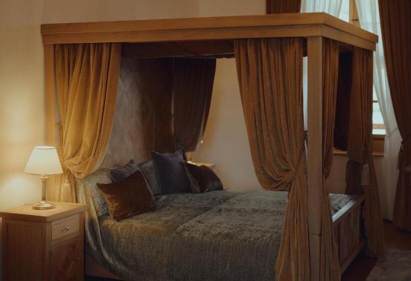 Номер Deluxe, Brigadéros Hotel Brigadír Borsi