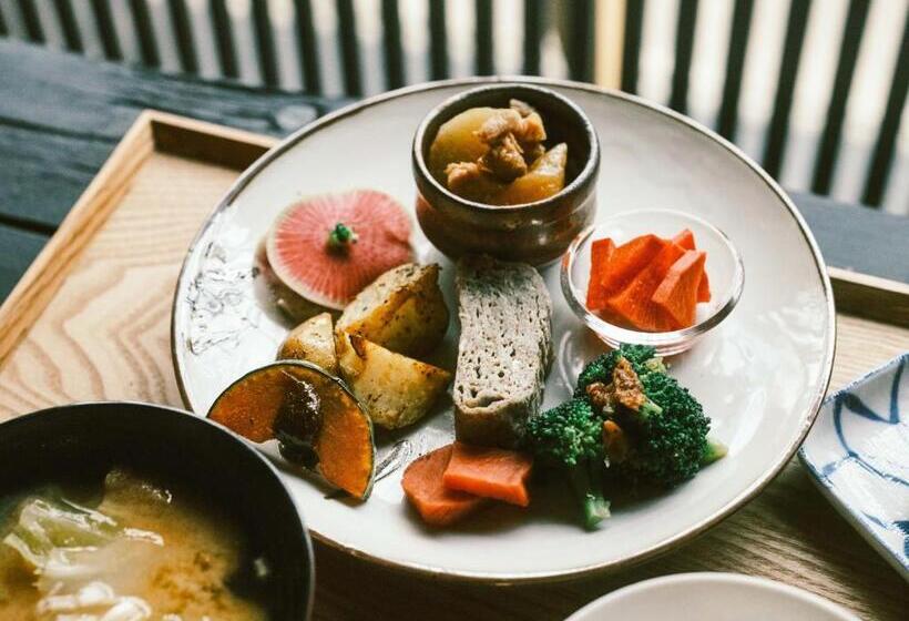 Номер Стандарт, Satoyama Stay Tono Machi