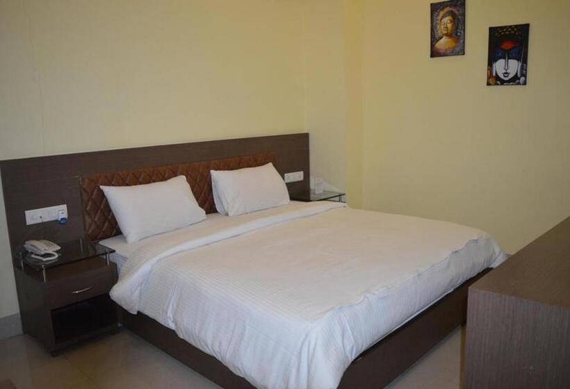 Люкс Повышенной Комфортности, Sravasti Residency