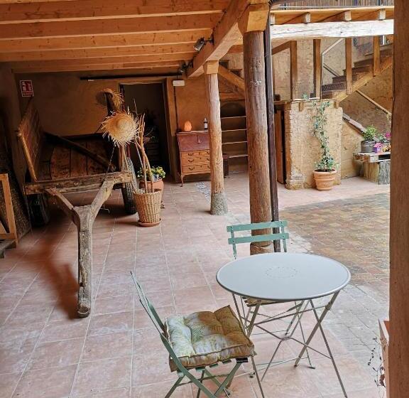 Номер Deluxe, L  Abilleiru Albergue Rural