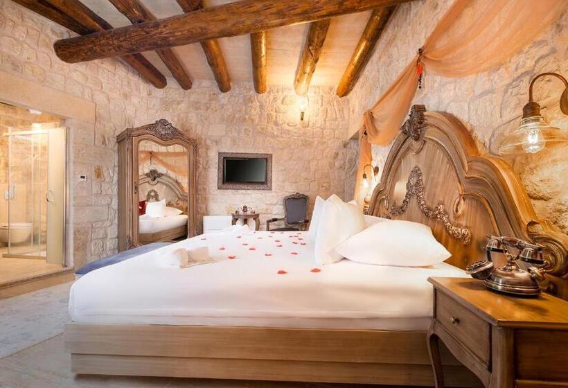 Номер Deluxe с Балконом, Elysion Cave Suites