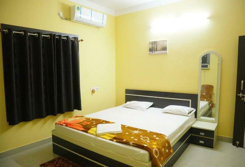 اتاق لوکس, Sahil Inn
