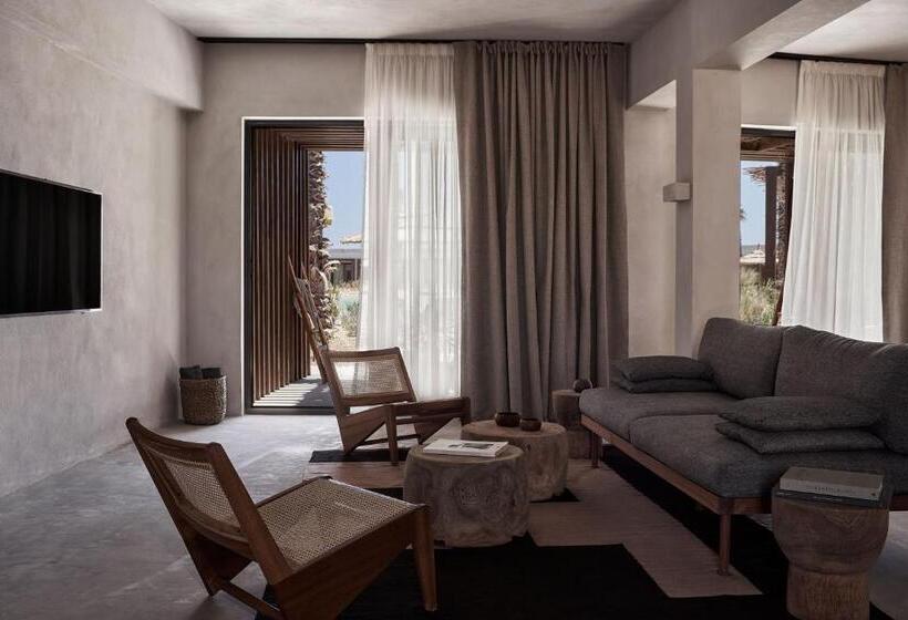 سوییت جونیور با چشم‌انداز استخر, Casa Cook North Coast    Adults Only