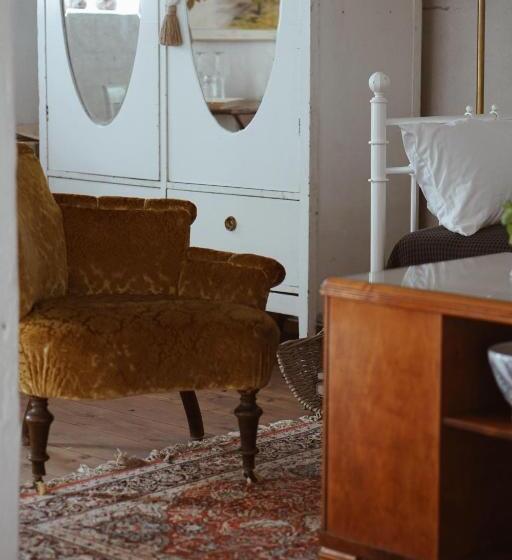 Трехместный Номер Комфорт, Axatorpsgården