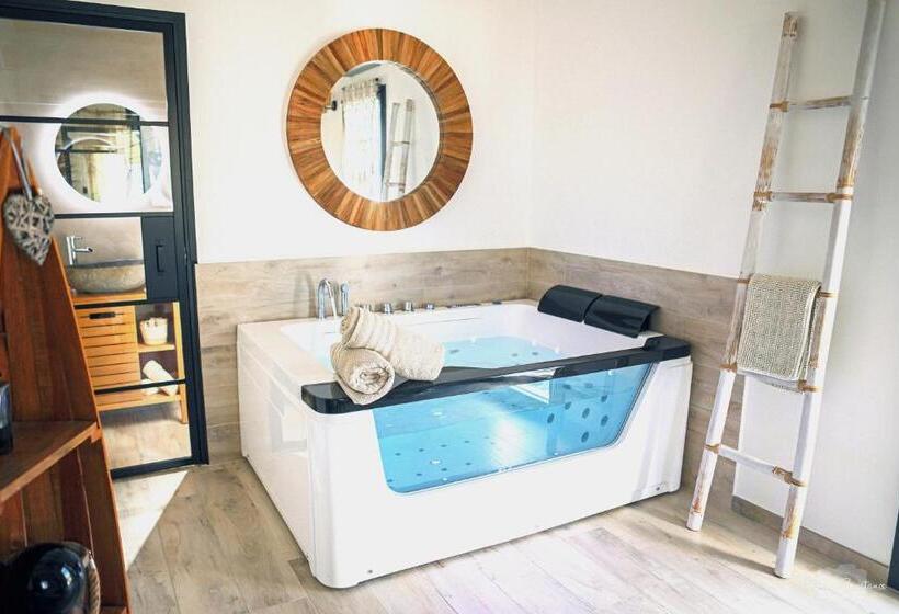 Стандартный Номер Кровать Кинг, Villa Cocoon   Love Room 13