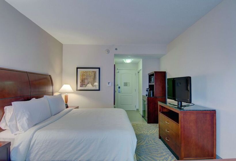 Номер Стандарт, Hilton Garden Inn Norwalk