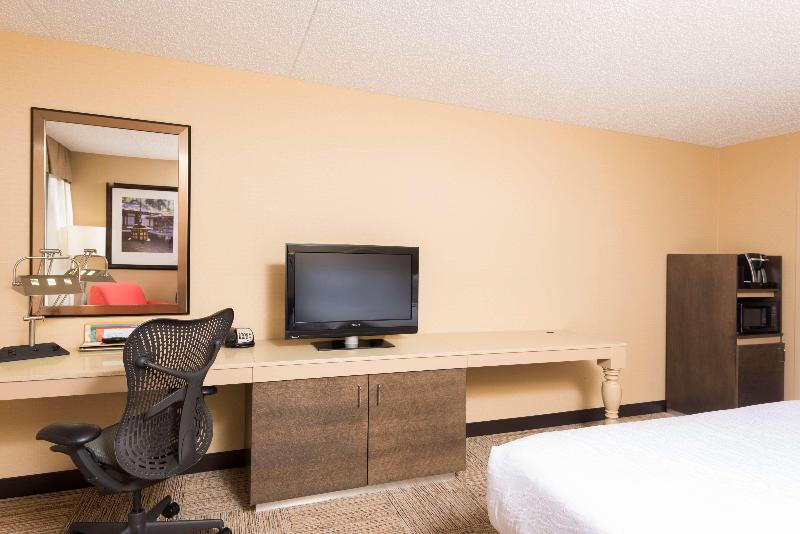 Стандартный Номер Кровать Кинг, Hilton Garden Inn West Lafayette Wabash Landing
