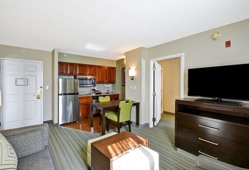 ２ベッドスイートルーム, Homewood Suites By Hilton Dulles Int L Airport
