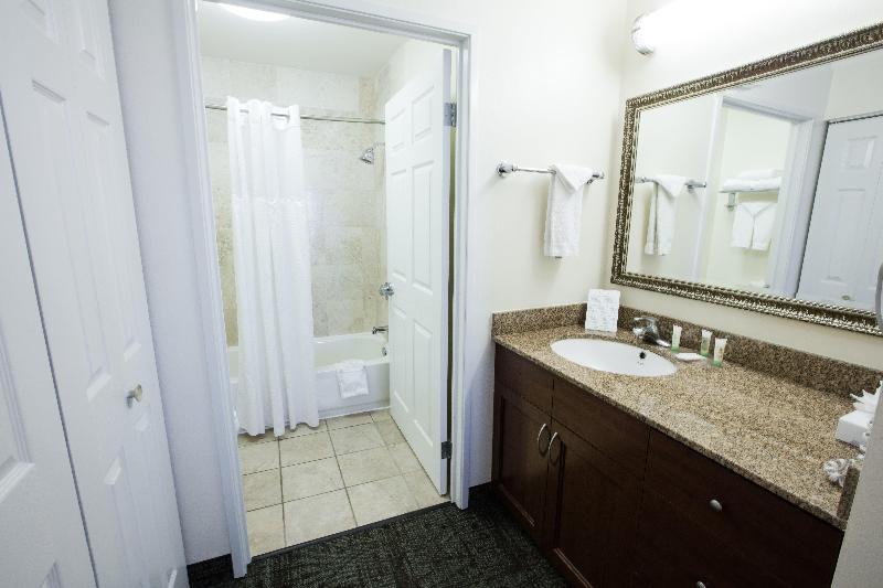 Люкс 2 Спальни, Staybridge Suites Austin Airport, An Ihg