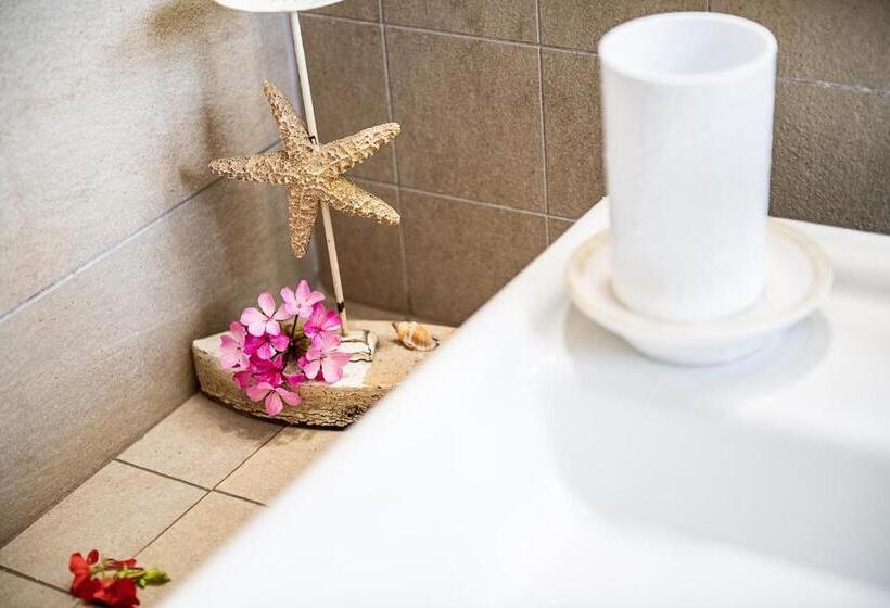 Студия Стандарт, Kavos Hotel & Suites