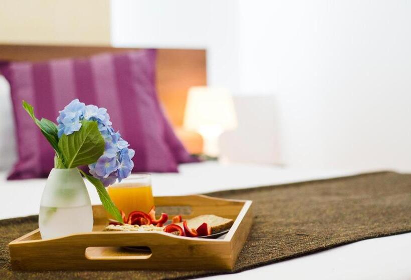 Апартаменты 1 Спальня с Террасой, 6 Apartments