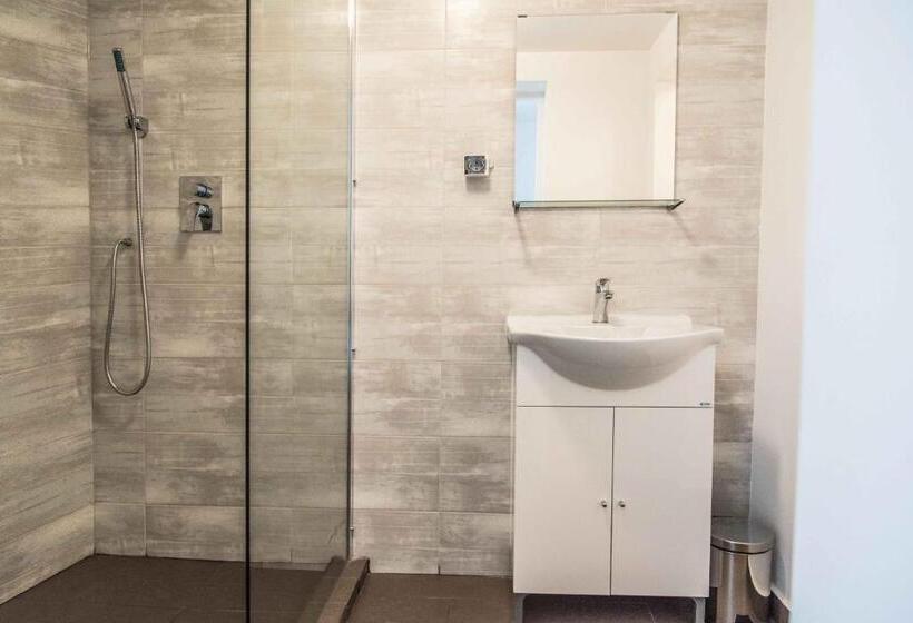 Апартаменты 1 Спальня, 6 Apartments