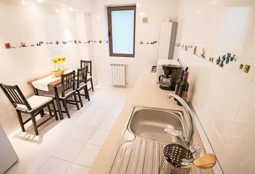 Апартаменты 1 Спальня с Террасой, 6 Apartments