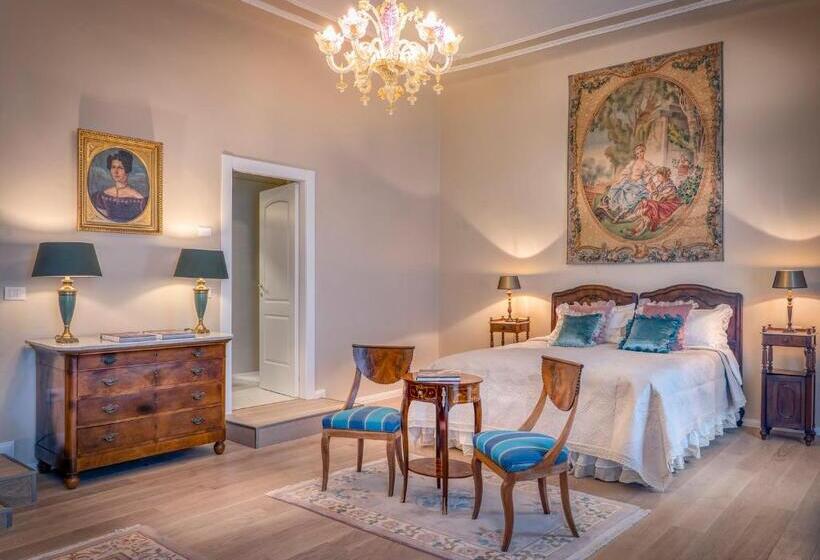 Номер Deluxe, Palazzo Cavagna Sangiuliani