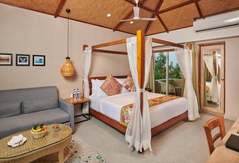 Номер Superior Кровать Кинг, Swosti Chilika Resort