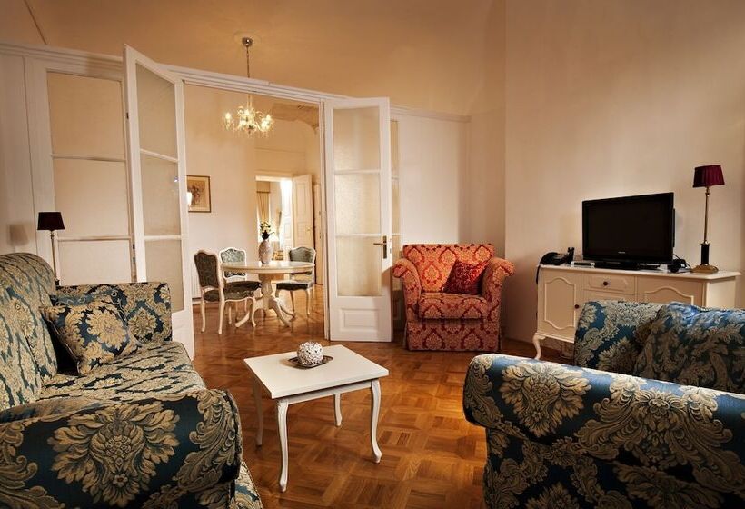 آپارتمان خانوادگی, Antiq Palace   Historic Hotels Of Europe