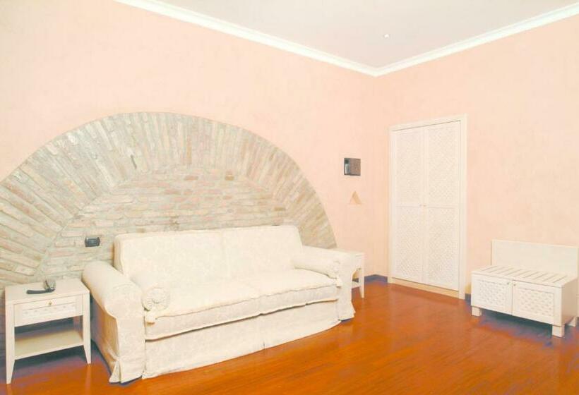 سوییت جونیور, Colosseo Studio Suite