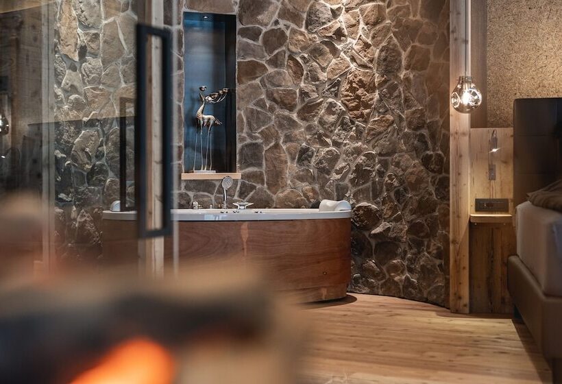 디럭스 스위트, La Roccia Wellness
