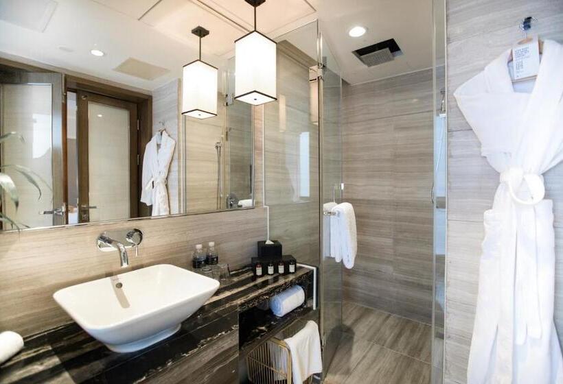 اتاق اجرایی با تخت بزرگ, Pullman Shanghai Jing An