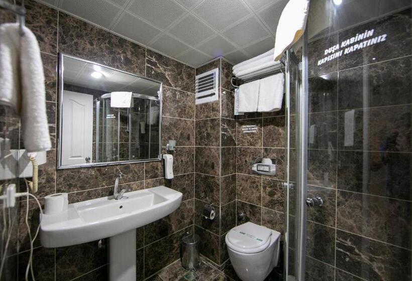 اتاق استاندارد چهارنفره با چشم‌انداز باغ, Mavi Deniz Otel   All Inclusive