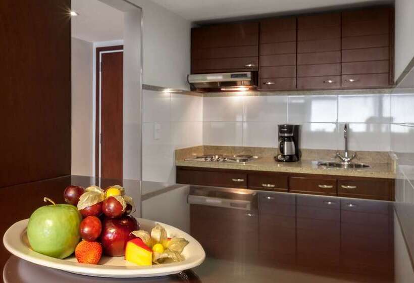 Люкс Повышенной Комфортности, Tequendama Suites And Hotel