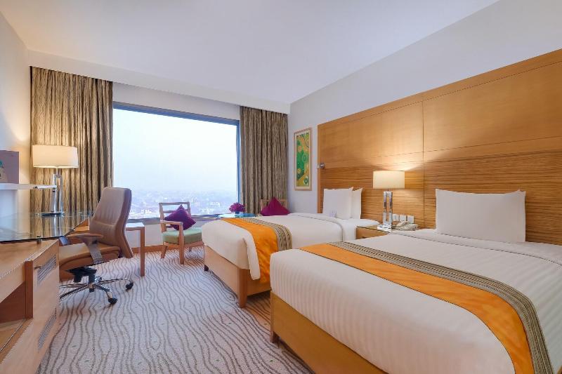 俱乐部房间, Courtyard By Marriott Gurugram Downtown