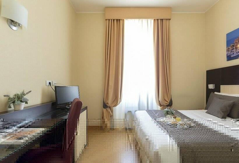 سوییت, Naples