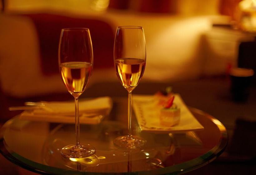 Номер Superior, New Century Grand Hotel Ningbo