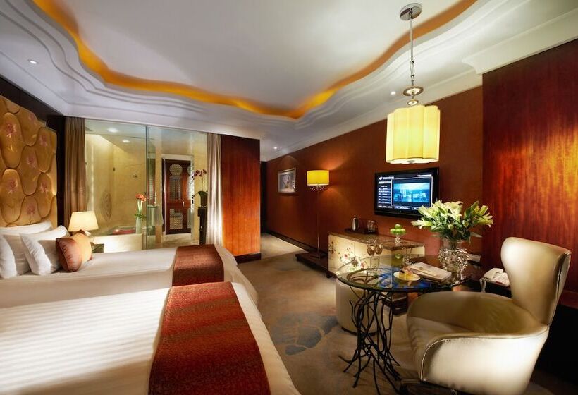 Номер Executive, New Century Grand Hotel Ningbo