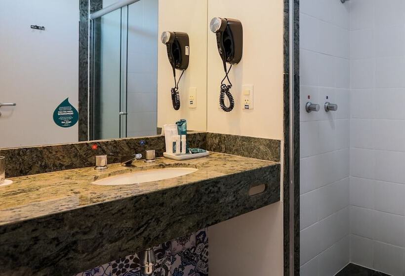 디럭스 트리플 룸, San Diego Suites Ipatinga