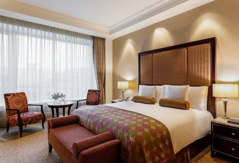 Номер Superior, Lotte Hotel Moscow   The Leading Hotels Of The World