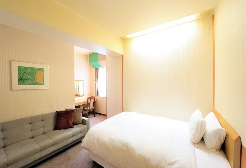 Номер Deluxe, Court Hotel Fukuoka Tenjin