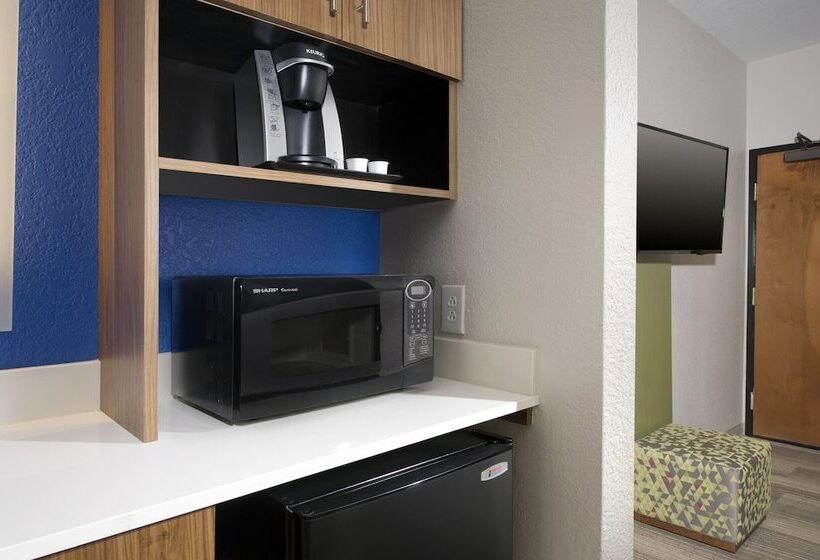 Mozgáskorlátozott Suite, Holiday Inn Express & Suites San Antonio   Downtown Market Area, An Ihg
